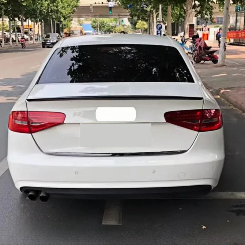 Alerón Estilo RS – Audi A4 B8 / B8 Facelift (2009-2016) Sedan / S-Line / S4 / Base