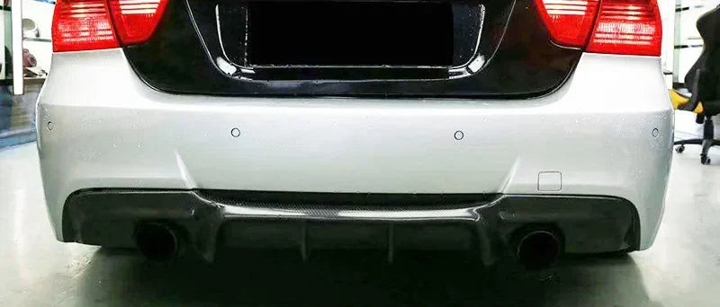 Difusor trasero color carbono para BMW E90 / E91 328i – 335i M Sport (2005–2013)