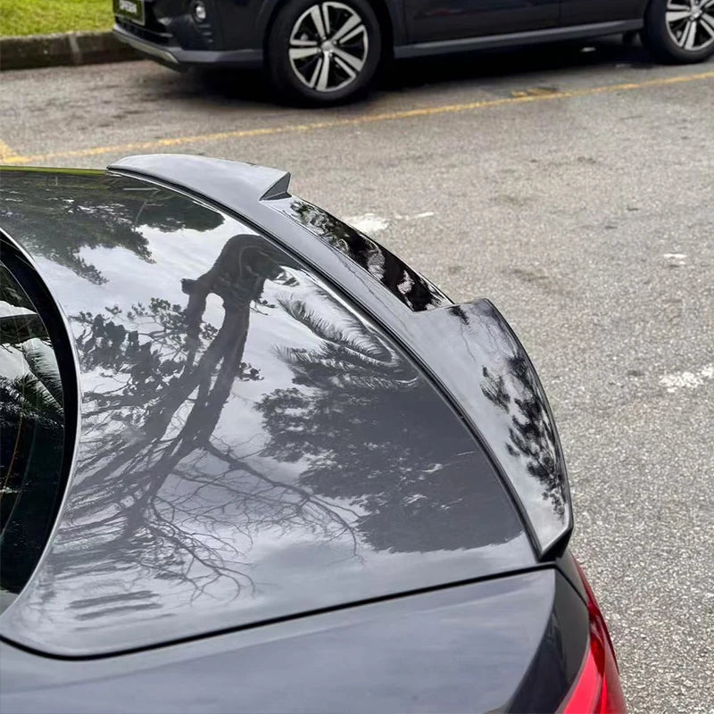 Alerón Trasero Estilo M4 – Volkswagen Jetta Mk6 Sportline / GLI / SE / TSI (2012-2018)