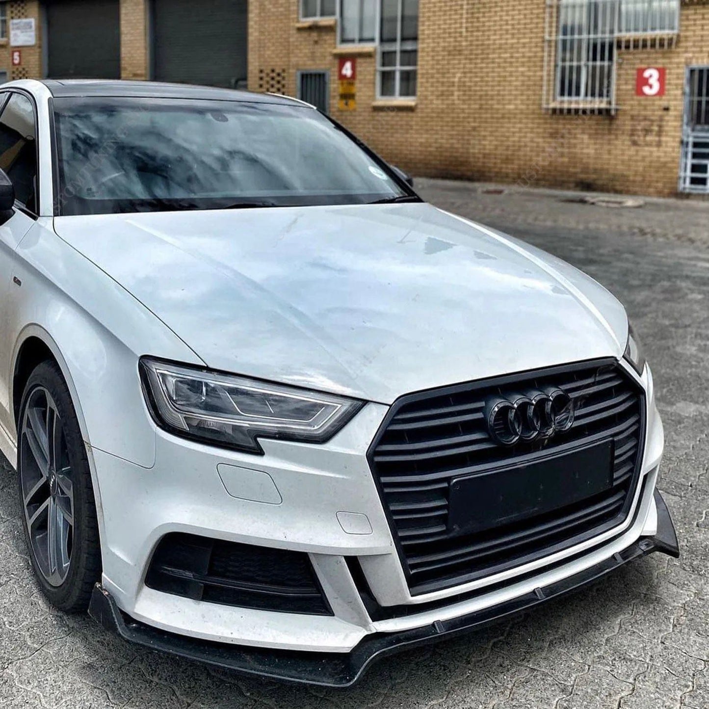 Lip Difusor para Audi A3 / S3 8V S-Line (2017-2020)