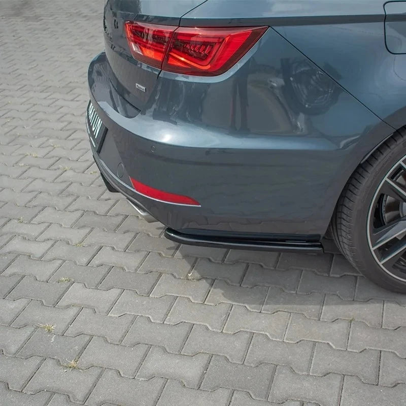Side Splitters Traseros V.1 – Seat León Cupra MK3 Sportstourer (2017-2020)