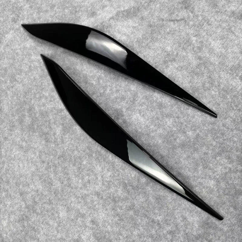 Pestañas faros negro brillante para Ford Fiesta MK8 (2017–2020)