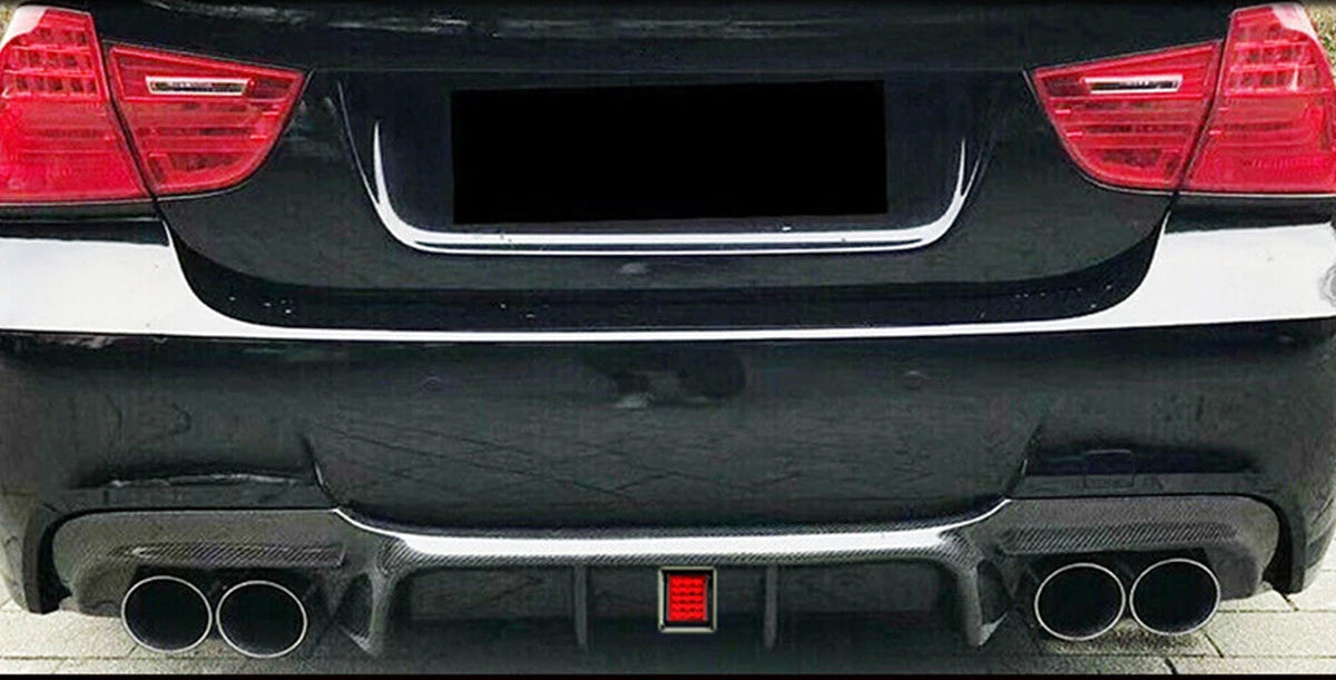 Difusor trasero con luz LED acabado carbono para BMW E90/E91 M Sport (2005–2012)