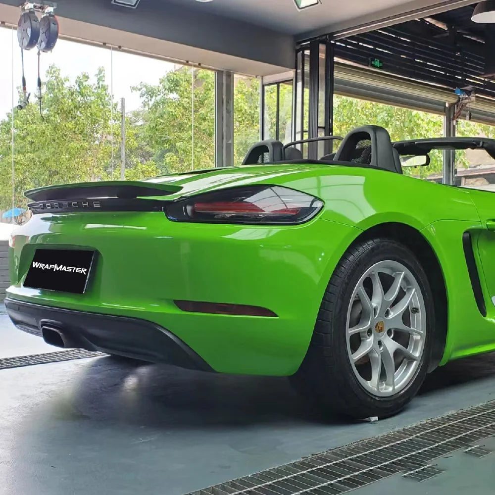 Vinilo Envolvente Verde Víbora Brillante – Rotulación Completa de Coche