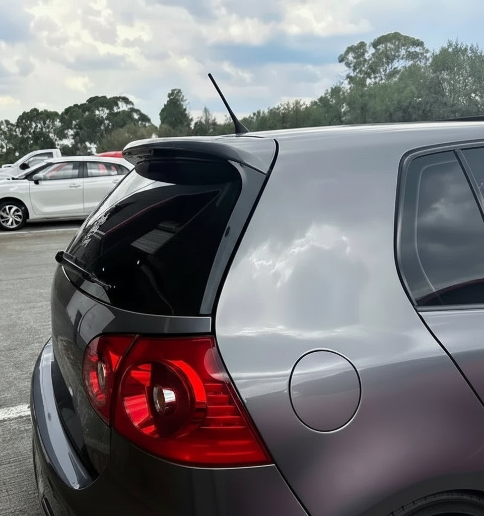 Alerones laterales traseros para Volkswagen Golf MK5 GTI / R32 / R (2004–2009)