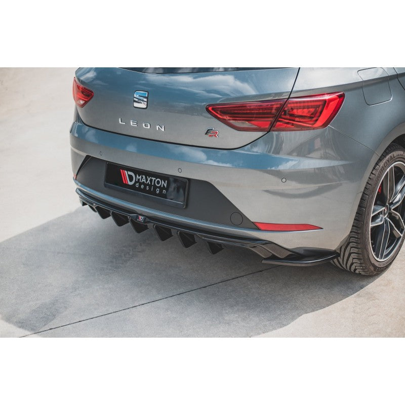 https://viperscar.com/48724-large_default/difusor-maxton-design-seat-leon-mk3-fr-fl-2017-2020.jpg
