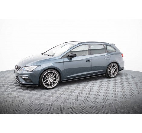 https://viperscar.com/66357-home_default/faldones-laterales-seat-leon-mk3-cupra-fr-facelift-2017-.jpg