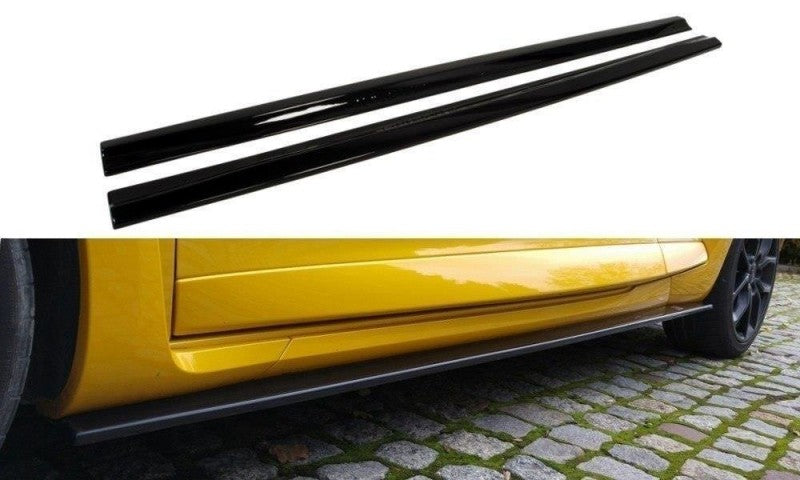 Faldones Laterales Deportivos Maxton para Renault Megane 3 RS 2010-2015 ABS