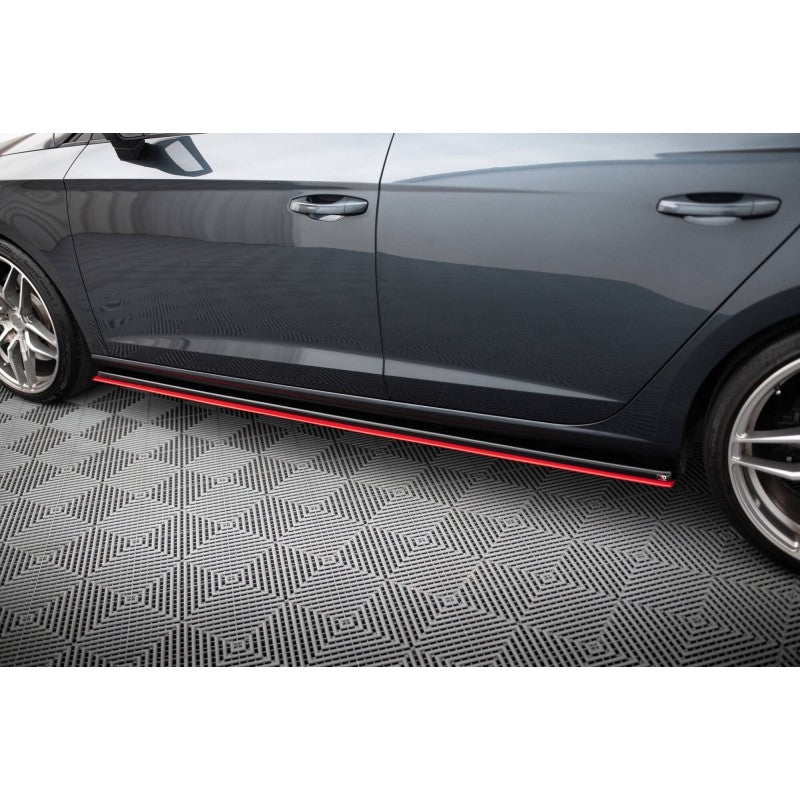 https://viperscar.com/66353-large_default/faldones-seat-leon-cupra-mk35.jpg