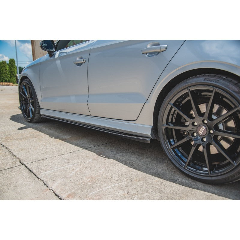 Taloneras V2 Maxton Design para Audi S3 y A3 8V Sedan
