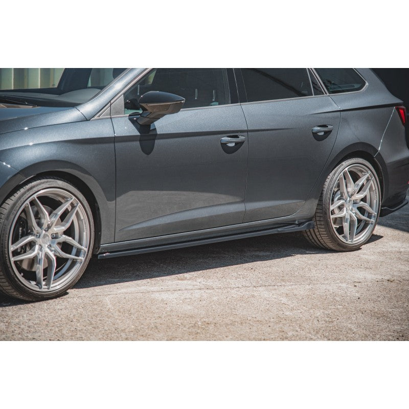 https://viperscar.com/49468-large_default/faldones-v4-seat-leon-mk3-cuprafr-facelift-2017-.jpg