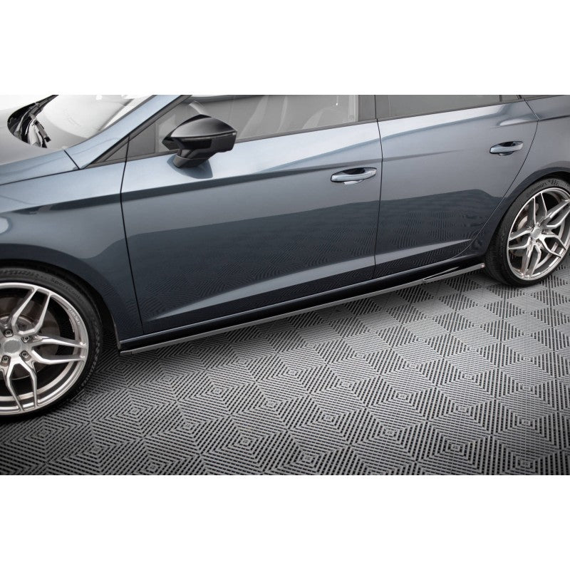 https://viperscar.com/66305-large_default/faldones-v5-seat-leon-cuprafr-mk3-facelift-2017-.jpg