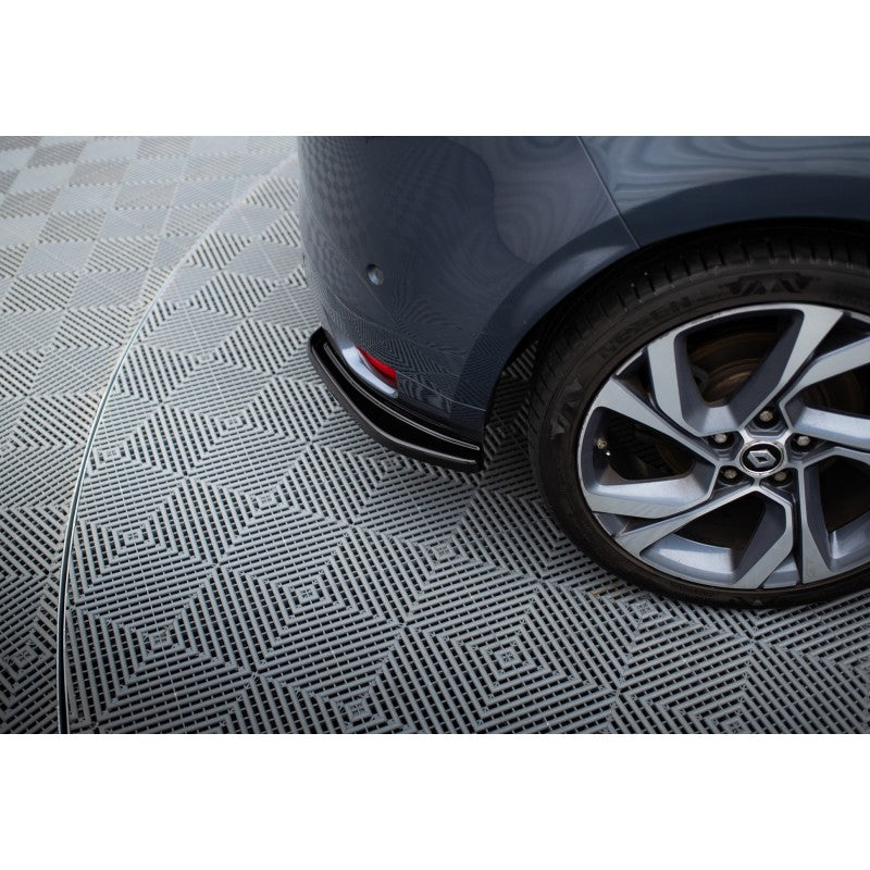 Flaps Maxton Design Renault Megane Mk4 GT-Line: Estilo Deportivo y Mejoras Aerodinámicas