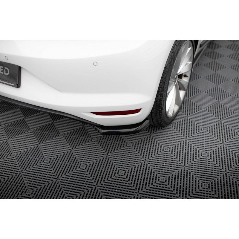 Alerones Traseros Maxton Design VW Scirocco Mk3 FL 2014-2017 Estilo Deportivo Negro Brillante