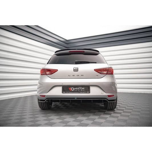 https://viperscar.com/48746-large_default/lip-trasero-con-barras-verticales-seat-leon-hatchback-mk3-.jpg