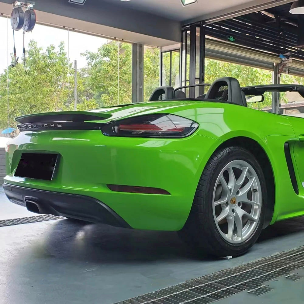 Vinilo Envolvente Verde Víbora Brillante – Rotulación Completa de Coche