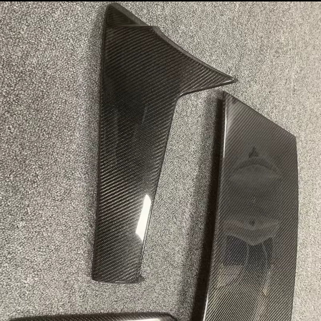 Alerón estilo GT en fibra de carbono real para Volkswagen Golf 7 / 7.5 (2014–2018)