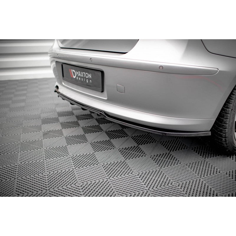 Splitter Delantero Maxton Design para BMW Serie 1 E87 FL