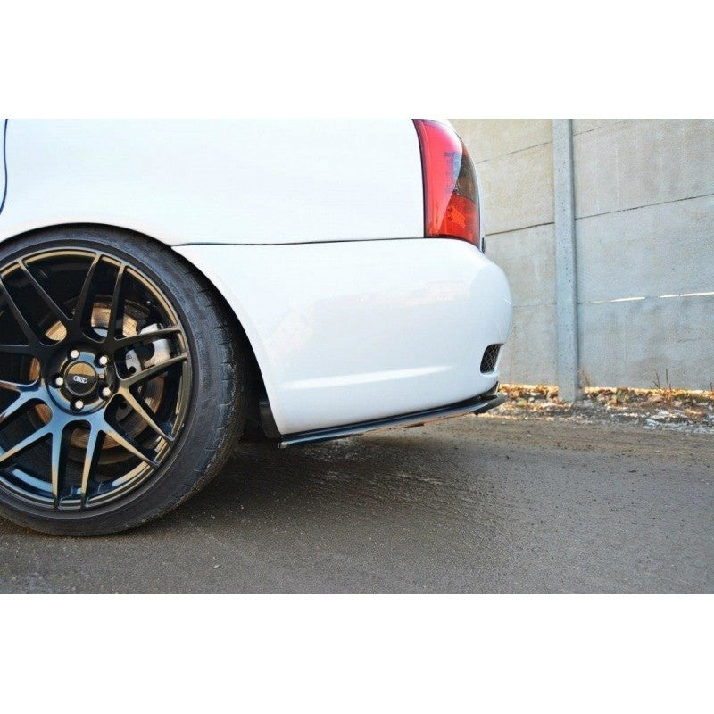 Splitter Trasero Maxton Design Audi RS4 B5 | Mejora Estética Deportiva Duradera