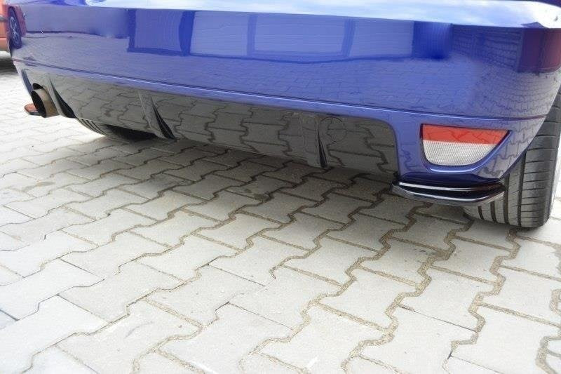 https://viperscar.com/40241-large_default/splitters-laterales-traseros-ford-focus-mk1-rs.jpg