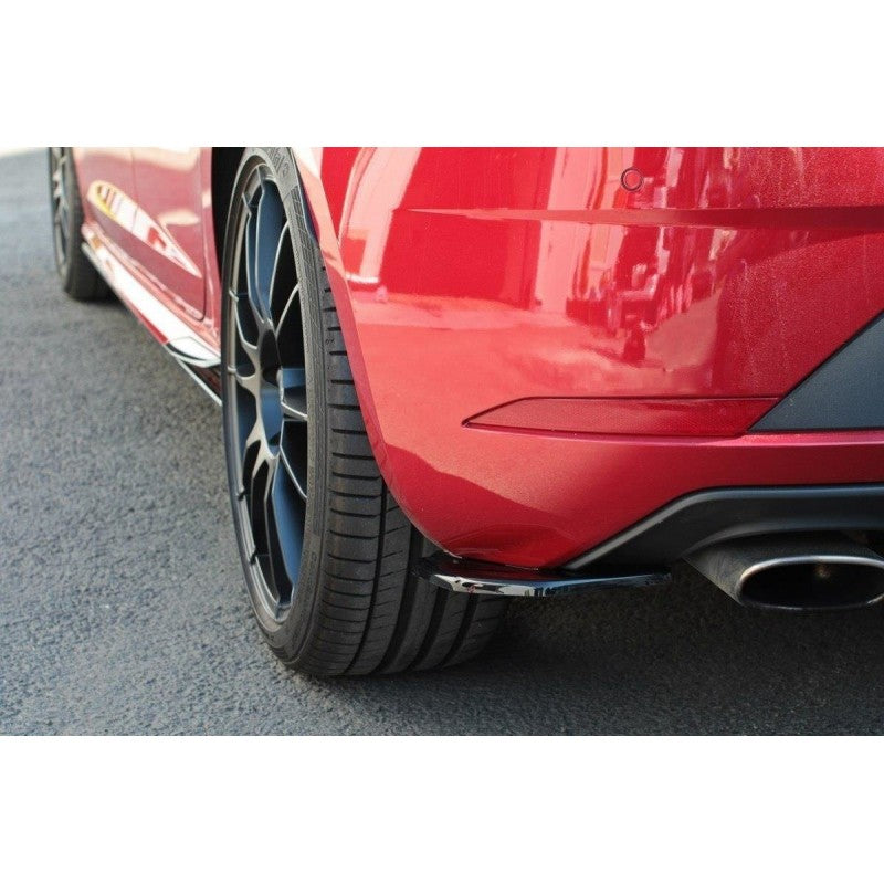 https://viperscar.com/49474-large_default/splitters-laterales-traseros-para-seat-leon-cupra-mk35-2017-.jpg