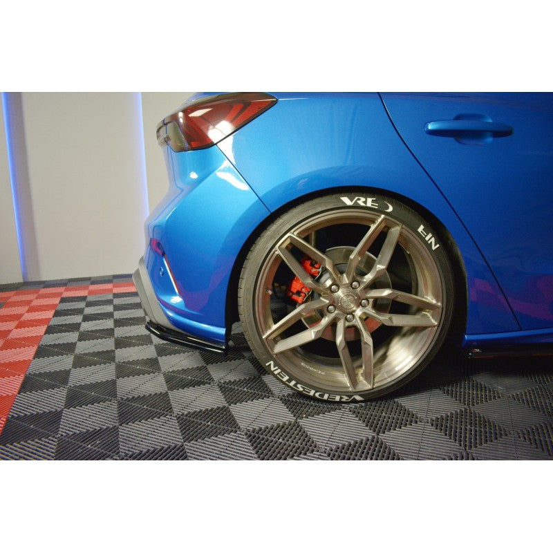 https://viperscar.com/49676-large_default/splitters-laterales-traseros-v2-ford-focus-st-line.jpg