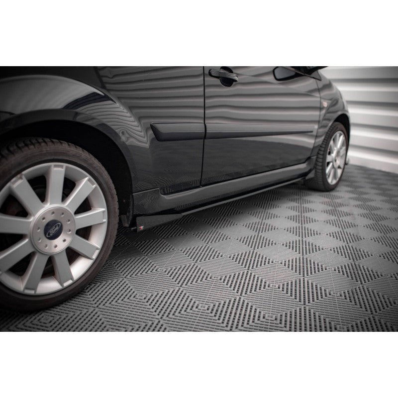 https://viperscar.com/67053-large_default/taloneras-con-flaps-street-pro-maxton-ford-fiesta-st-mk6.jpg
