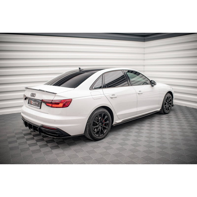 Taloneras Deportivas Maxton Design Audi A4 B9 FL Negro Brillante