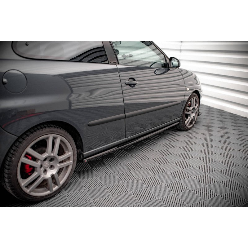 https://viperscar.com/67934-large_default/taloneras-maxton-design-seat-ibiza-cupra-mk3.jpg