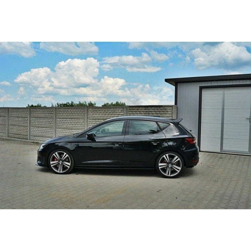 https://viperscar.com/55925-large_default/taloneras-maxton-design-seat-leon-mk3-cupra-fr.jpg