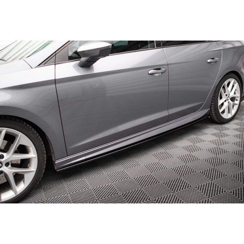 https://viperscar.com/73000-large_default/taloneras-maxton-design-v5-seat-leon-cupra-fr-estandar-mk3-mk3-fl.jpg