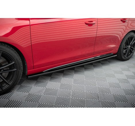 https://viperscar.com/74528-home_default/taloneras-maxton-design-vw-golf-mk6-gti-gtd.jpg