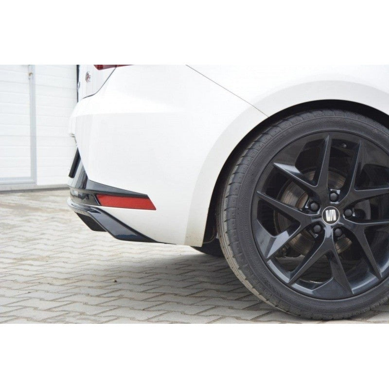 https://viperscar.com/48749-large_default/valance-trasero-seat-leon-iii-fr.jpg
